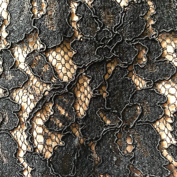 Aritzia t. Babaton rafeal lace v back dress size 0 - Picture 4 of 8